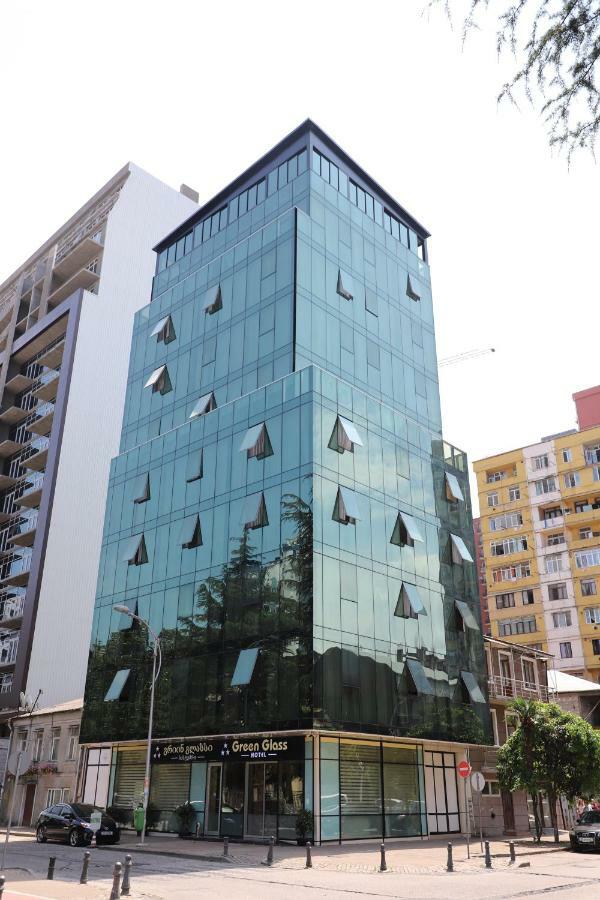 Hotel Green Glass Batumi Esterno foto
